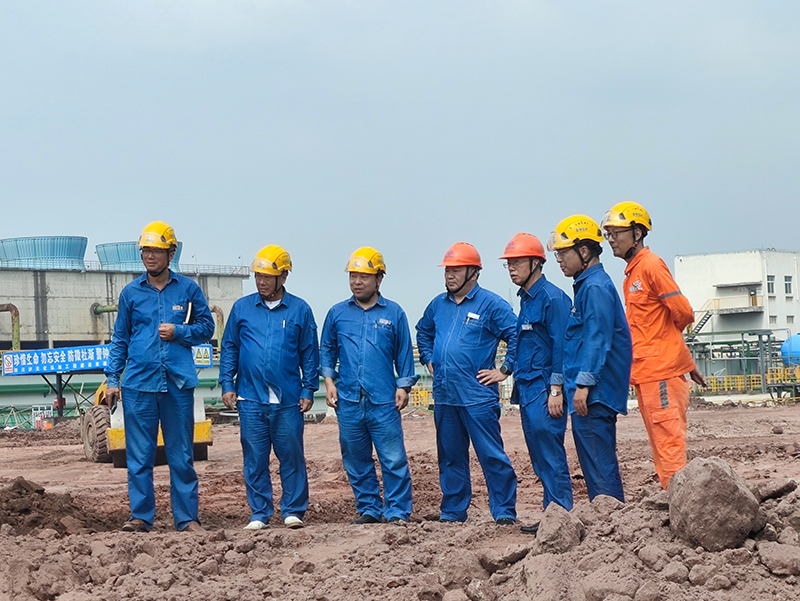 箱涵基坑全線貫通！傅利才、陳懋金蒞臨現(xiàn)場指導(圖1)